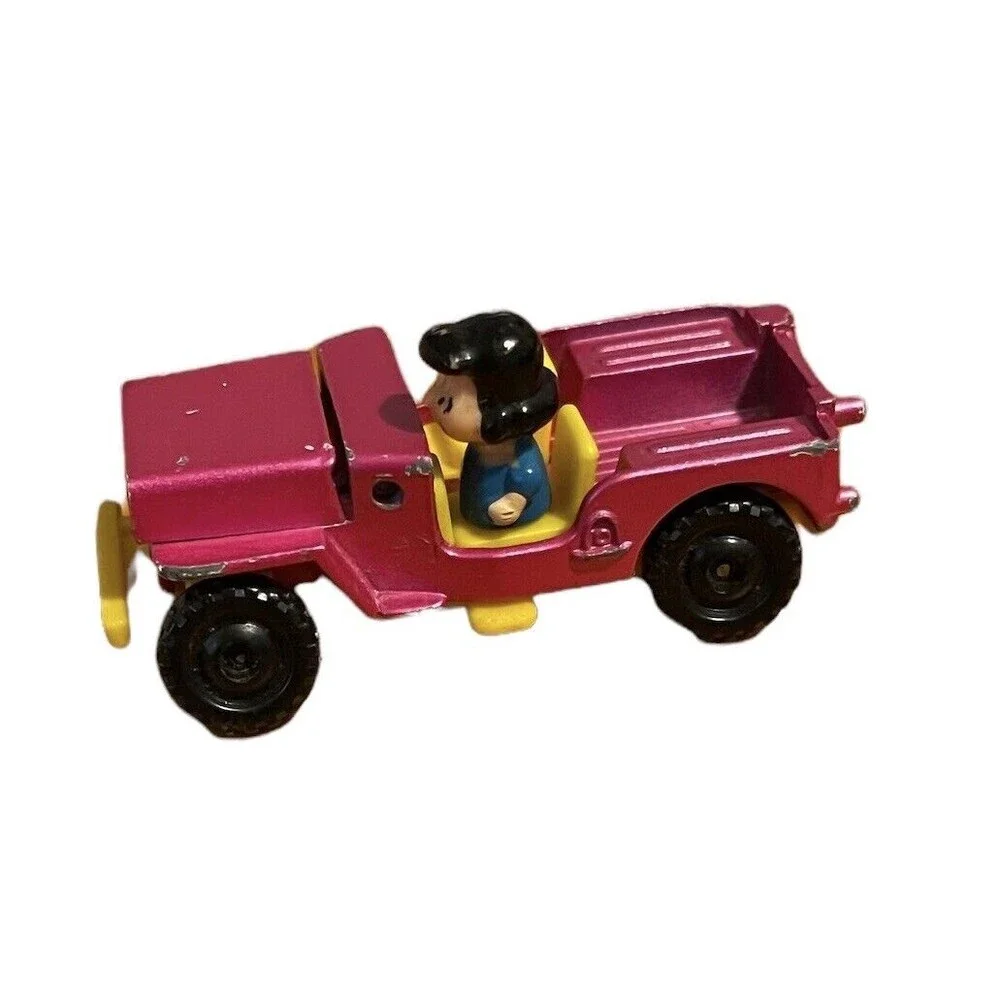 Aviva Peanuts Lucy Purple Jeep # C4 Diecast 1952 Toy Japan